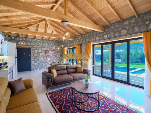 Villa SERENYA