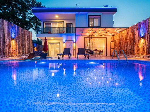 Villa MYSTA