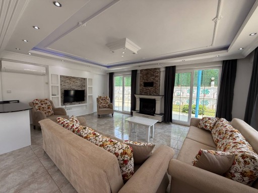 Villa ZENORA